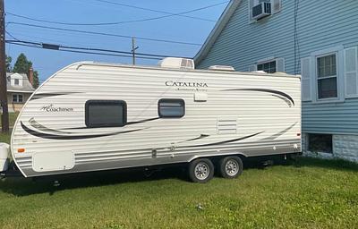 2014 Coleman Forest river Catalina RV rental photo 3