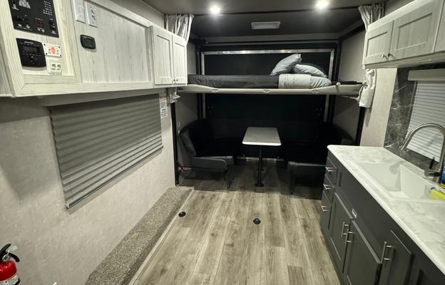 2024 Eclipse Stellar Limited 21FS-LE RV rental photo 1