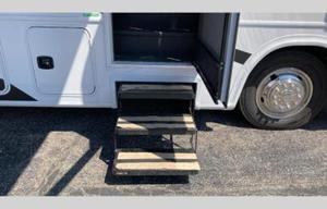 F2332 FR3 32DS (Includes Insurance)