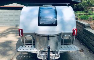 Teardrop trailer lightweight and easily and fun