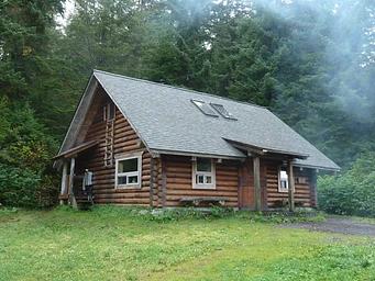 SAMSING COVE CABIN