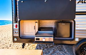 2026•Sleeps 8•Full Bunks•Slide-Out•Outdoor Kitchen