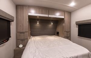 The Ultimate Family Bunkhouse Outdoor Kitchen 33ft