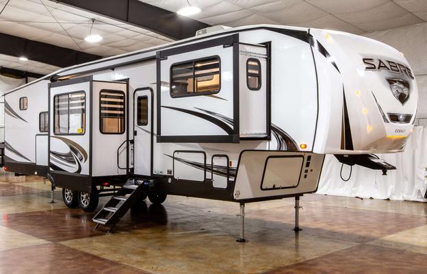 2022 Forest River Sabre 5th Wheel #14