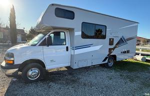 Sleep 6 - Luxury Family Fun RV Coachmen