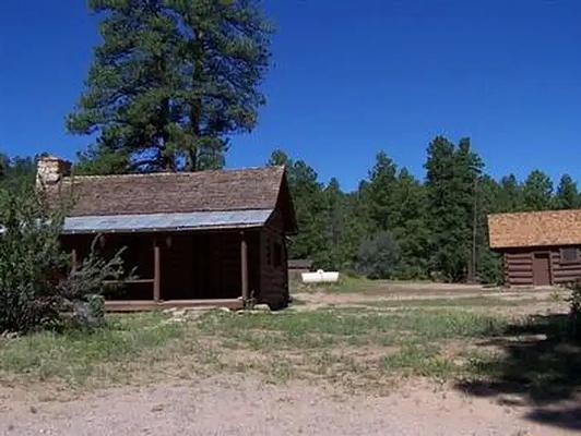 001, Loop: HULL CABIN