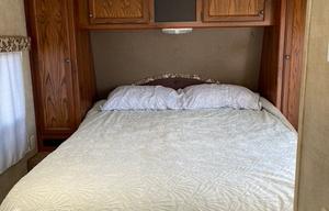 2013 Keystone Hideout Family Travel Trailer