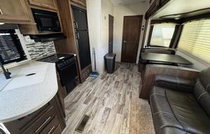 2019 Keystone RV Cougar Half-Ton Series 32BHS RV rental photo 6