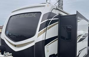 Keystone RV Outback 341RD, Luxurious camping!
