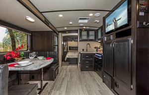 2019 Imagine 2400BH RV rental photo 4