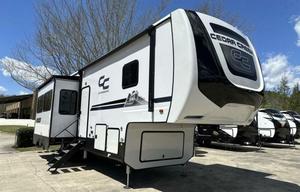 2024 Cedar Creek Bunk Room with own Bath Plus Loft