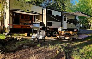 2018 Prime Time RV Avenger 32BIT