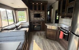 2019 Arctic Wolf 38' Bunkhouse 5th Wheel- sleeps 8