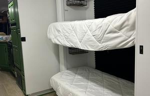 Earth Trekker 35’ Motorcoach for 7