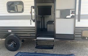 2024 Keystone RV Hideout 175 RV rental photo 5