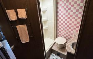 The Cheetah | Glamping on Wheels – Sleeps 6-8