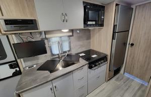 2022 Winnebago Micro Minnie 2100BH Bunks