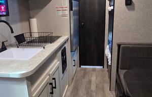 2022 Jayco Offroad with solar and lithium