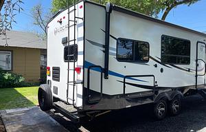Hotel on wheels