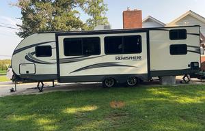 2019 Forest River RV Salem Hemisphere Hyper-Lyte 29BHHL RV rental photo 11