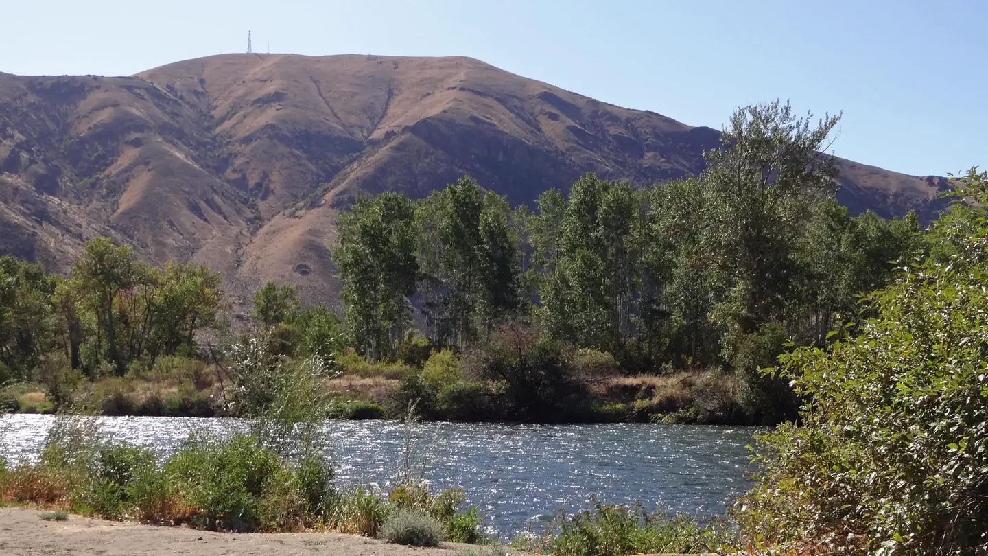 Lmuma Creek