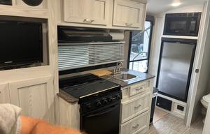 2018 Forest River Flagstaff E-Pro 19FBS