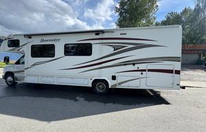 2018 Sunseeker 3010DS Ford RV rental photo 6