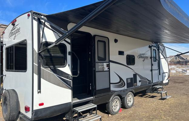 2017 Grand Design Imagine 2500RL