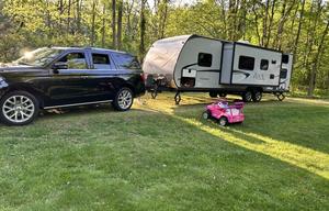 Spacious 28' Camper