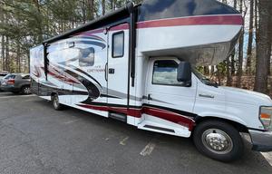 Luxury 2015 Jayco RV - Sleep 6 - Family Road Trip!