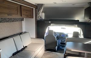 2020 32ft Class C Sun seeker Forester