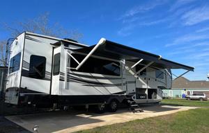 2022 Jayco North Point HAL656