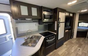 2021 Heartland Pioneer BH280 Bunkhouse