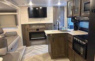 2021 Salem Cruise Lite 28VBXL RV rental photo 1