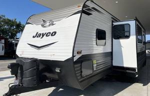 Family Friendly 2022 Jayco Jay Flight - Sleeps 10