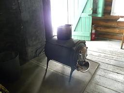 Beaver Creek Cabin (MT)