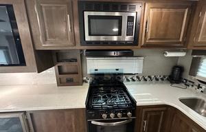 Forest River Rockwood Ultra Lite 2902SW