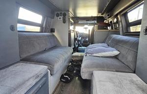 2004 Ford E-350 Sports Mobile