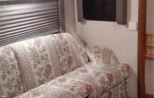 33-foot Chateau Travel Trailer w/real Queen bed. Home away from home delivered to you! Clean & safe!