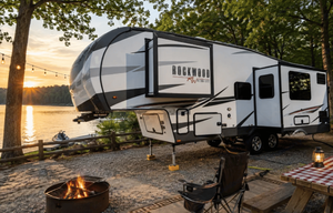 Cozy Couples 5th Wheel