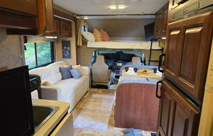 "Flora" is ready for Family Fun! 32ft Sunseeker