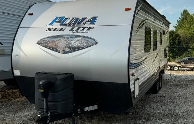 2017 Palomino Puma XLE 23FBC