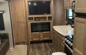 2019 Freedom Express 282BHDS RV rental photo 4