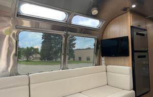 "Sky Glider" Airstream Flying Cloud 25FB