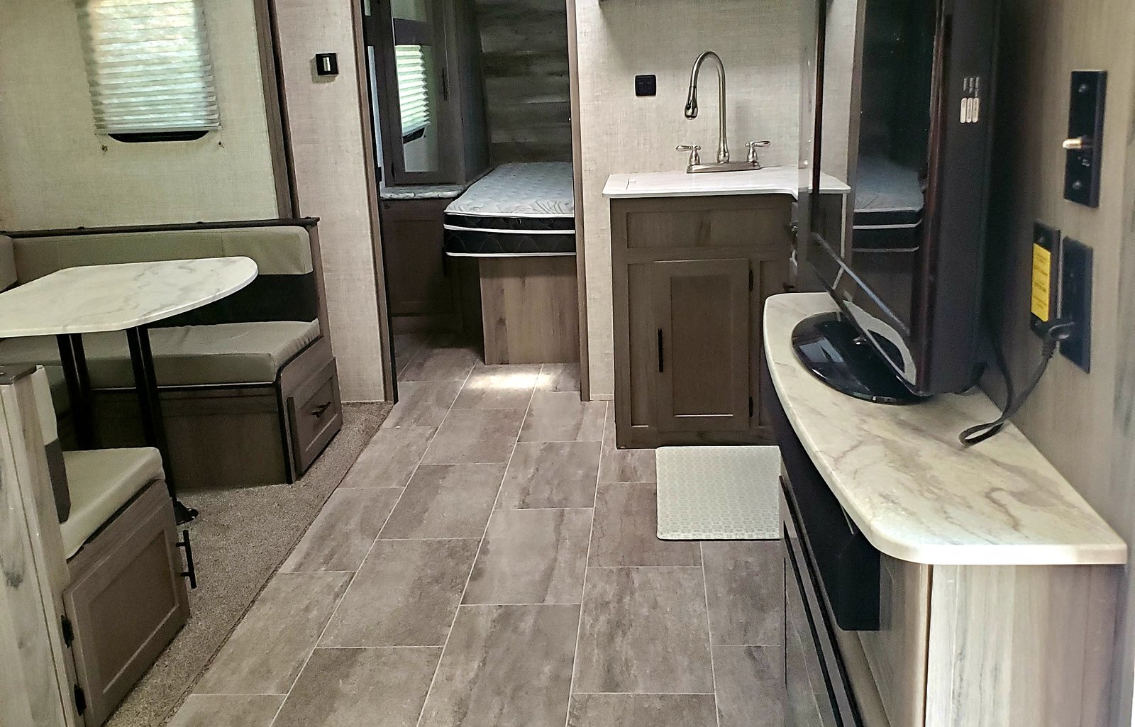 2021 Gulf Stream RV Conquest 276BHS