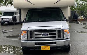 JOEY - 2019 Coachmen Freelander M-26 RS