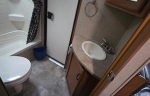 2016 CrossRoads RV Sunset Trail Super Lite ST270BH RV rental photo 5