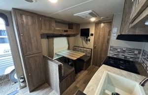 2017 Palomino Puma XLE 23FBC