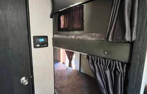 2021 Jayco Jay Feather Micro 17’