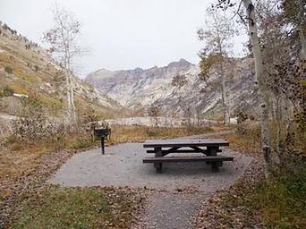 TERRACES CAMPGROUND - PICNIC AREA